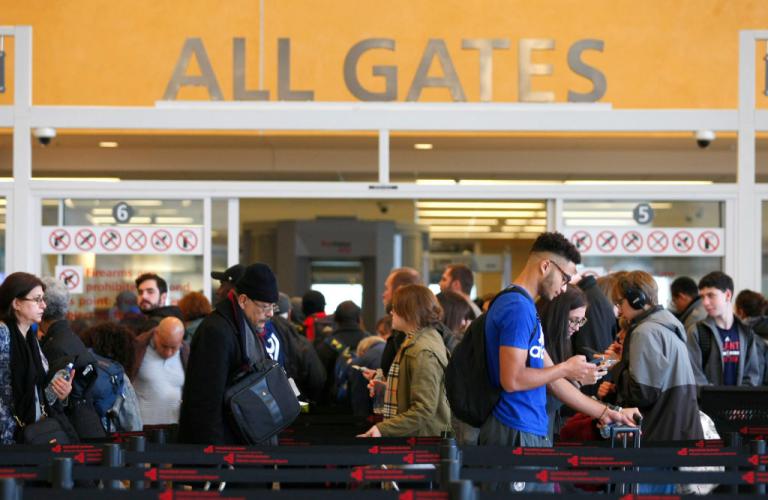 atlanta-airport-queue.jpg