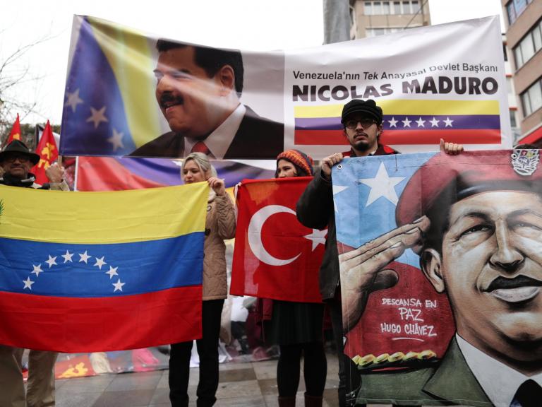 maduro-supporters.jpg