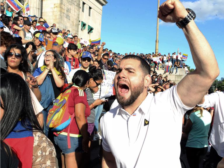 venezuela-protest-040219.jpg