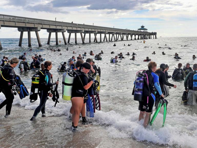 Deerfield-beach-florida-scuba-clean-up.j