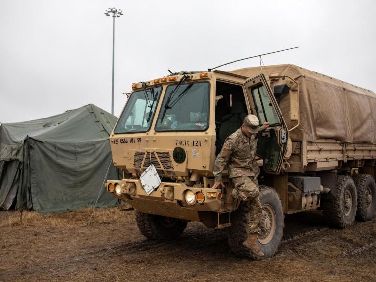 us-military-mexico-border.jpg