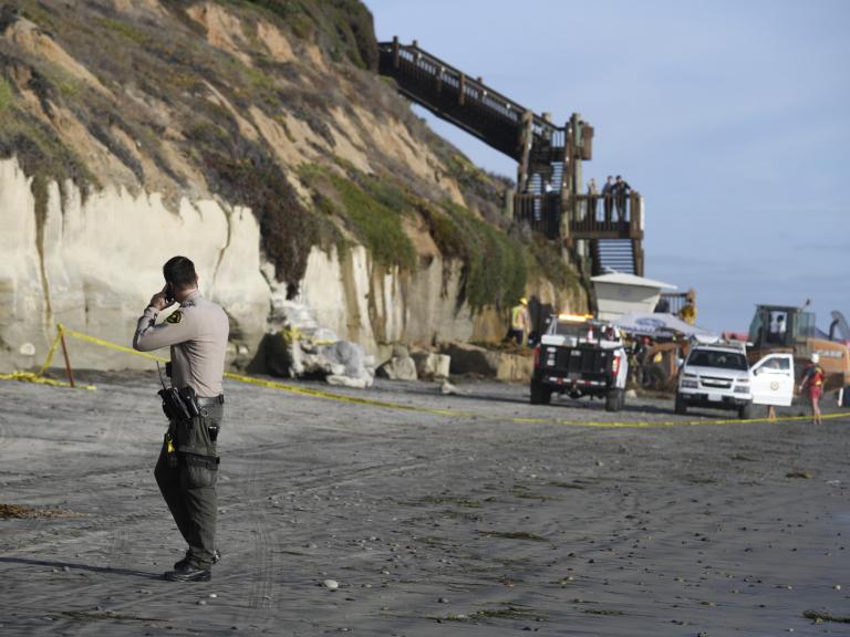 california-cliff-collapse.jpg