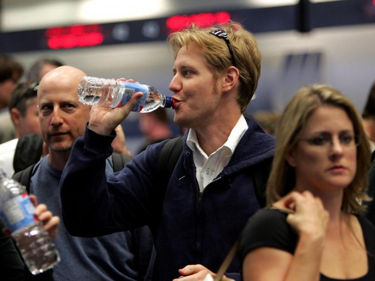 san-francisco-airport-plastic-bottle-0.j