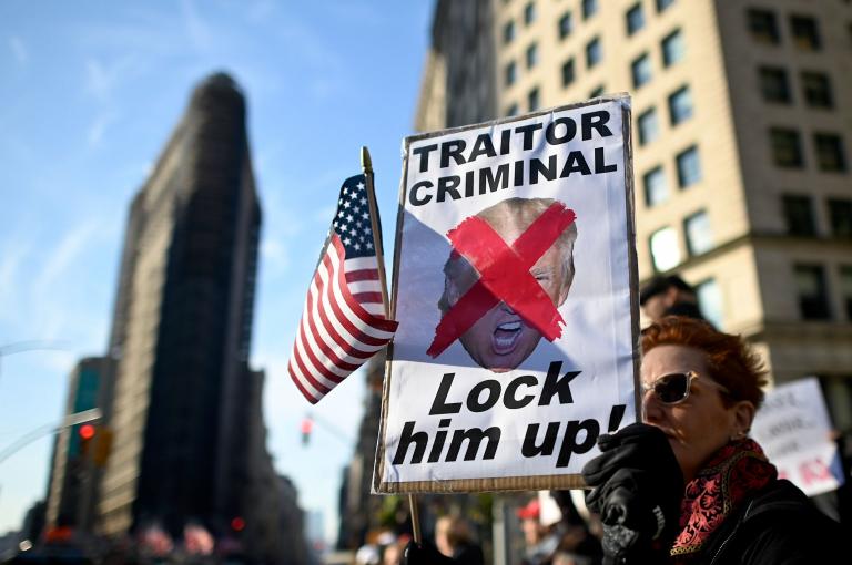 donald-trump-president-protester-lock-hi