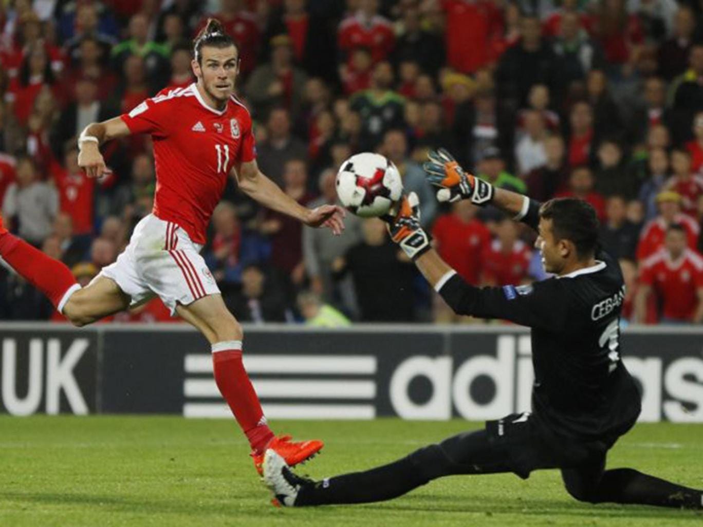 Gareth-Bale-Moldova.jpg Gareth-Bale-Moldova.jpg