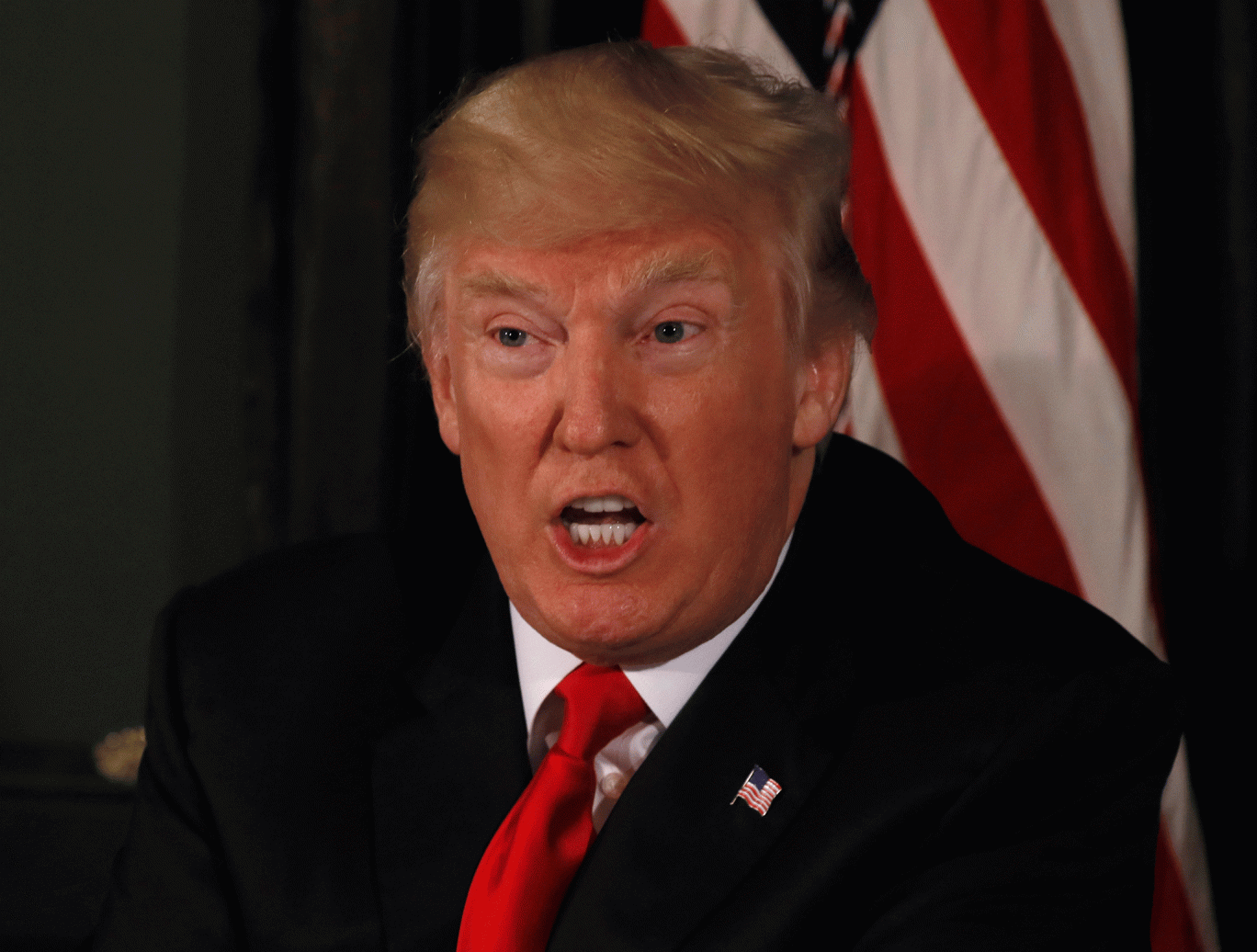 Donald Trump threatens