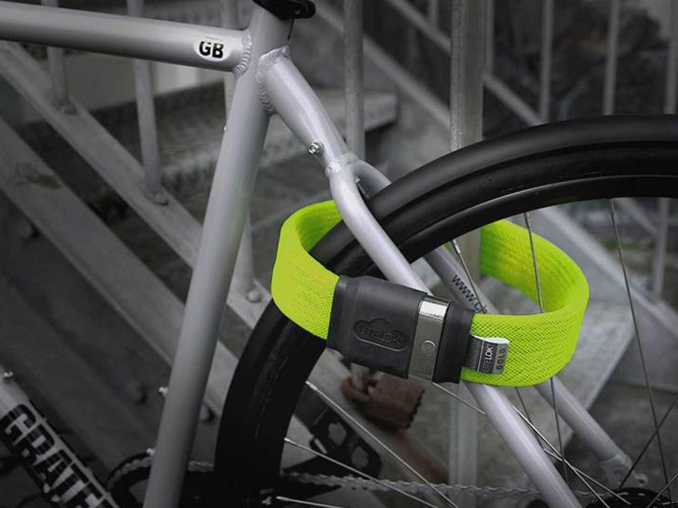 wireless lock for cycle