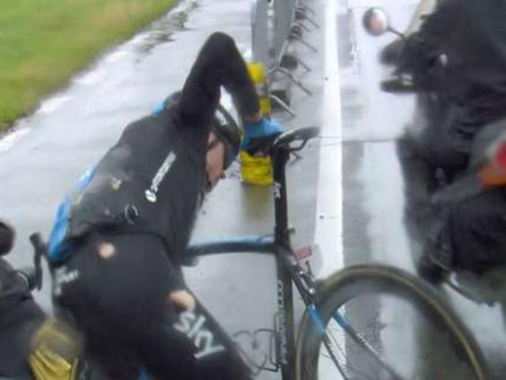 Froome-cycling.jpg Froome-cycling.jpg