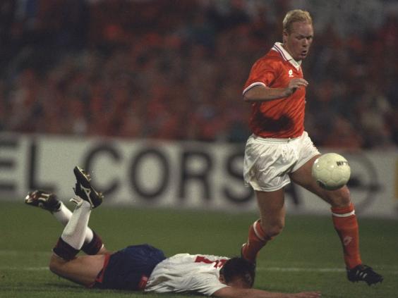 Ronald-Koeman-3.jpg Ronald-Koeman-3.jpg