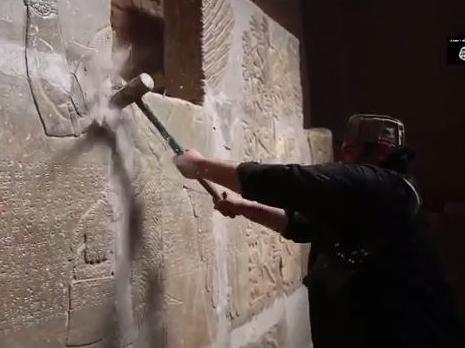 nimrud-hammer.jpg nimrud-hammer.jpg