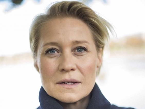 trine dyrholm frisure