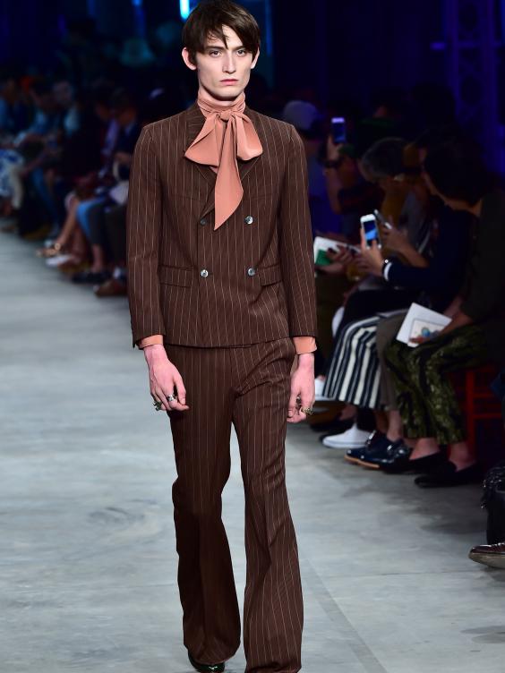 Gucci spring/summer 2016 menswear review: a masterfully mixed-up ...