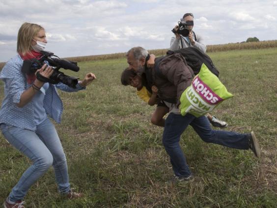 camerawoman3.jpeg camerawoman3.jpeg