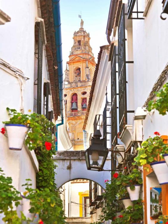 cordoba-street.jpg cordoba-street.jpg