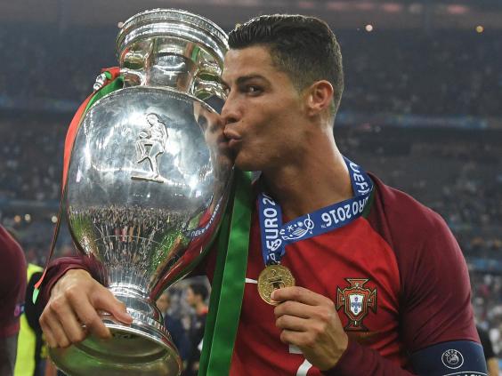 Cristiano Ronaldo is the GREATEST OF ALL TIME. Now Sit down and STFU Ronaldo