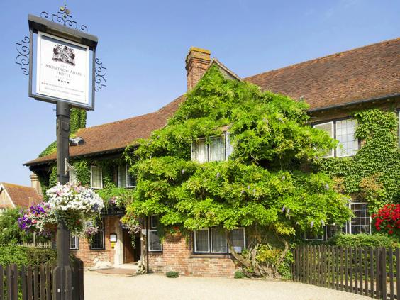 montagu-arms-places-to-stay-hotels-large.jpg