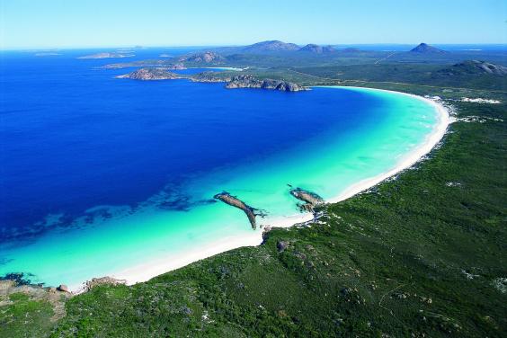 Australia road trip: kangaroos on the beach and splendid ...