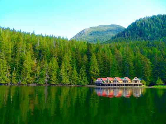 nimmo-bay-wilderness-resort-in-canadas-great-bear-rainforest-is-so-remote-it-can-only-be-reached-by-float-plane-helicopter-or-boat.-photo-by-johanna-read-traveleater.net-.jpg