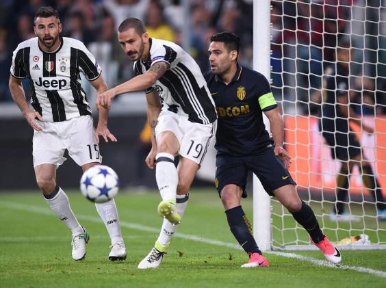 03-bonucci.jpg 03-bonucci.jpg