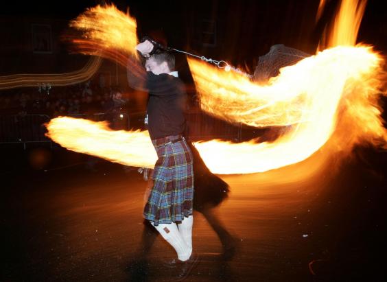 stonehaven-fireball-swinging.jpg