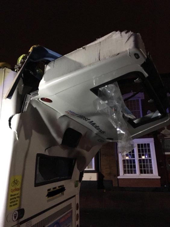 bus-crash.jpg