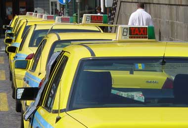 Taxi nightmares set travellers' tongues wagging