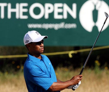 Woods prepares for The Open