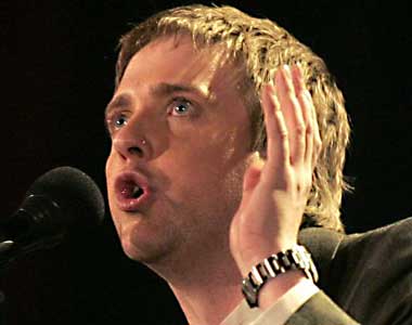 Kaiser Chiefs frontman Ricky Wilson performs at the Brits