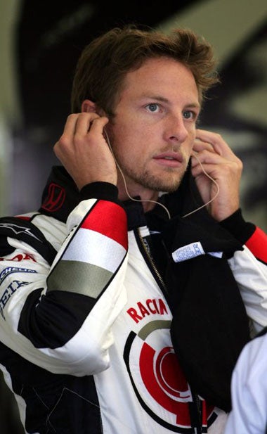Button was left in the pits as his rivals competed for pole position. He will start 19th