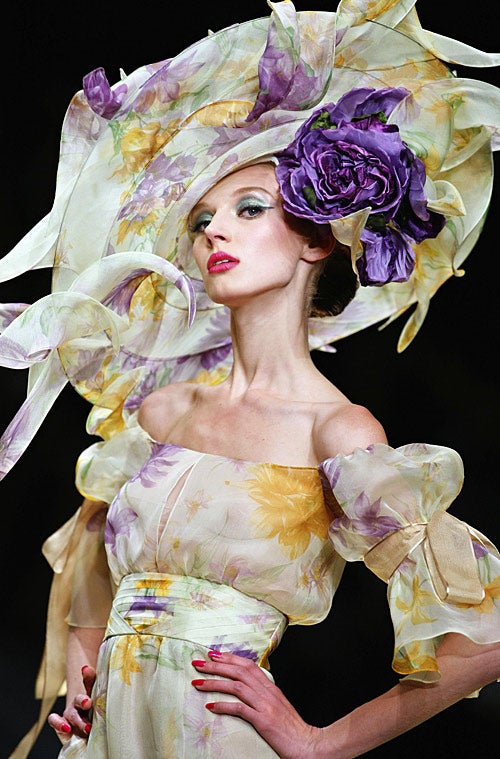 Valentino'sfinal haute couture collection &amp;copy;AP