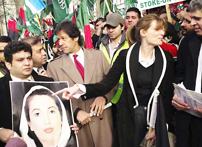 Jemima Khan with ex-husband Imran Khan at a demonstration outside Downing Street calling for the resignation of Pakistan's President Pervez Musharraf