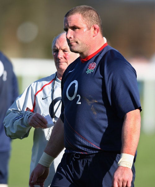 England captain Phil Vickery is a doubt for Sunday's visit to Rome after picking up a calf injury