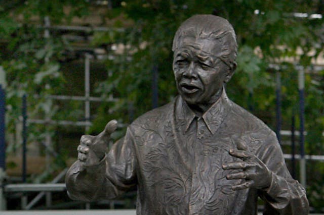 Nelson Mandela, Parliament Square