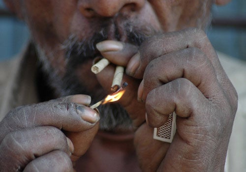 Smoking accounts for one-fifth of male deaths in India