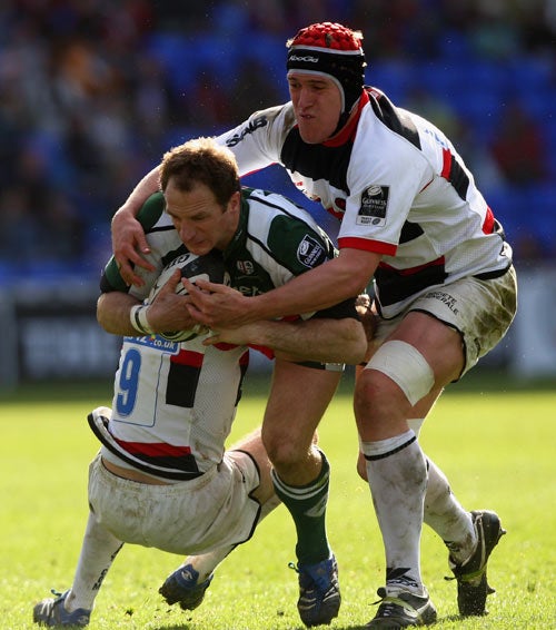 Catt (centre) in action for London Irish