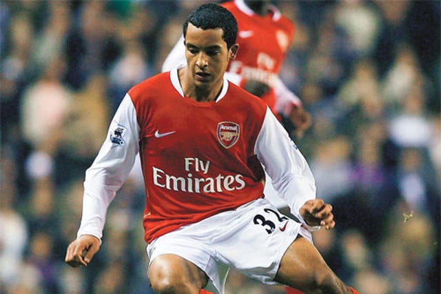Walcott's fee could rise to £12m