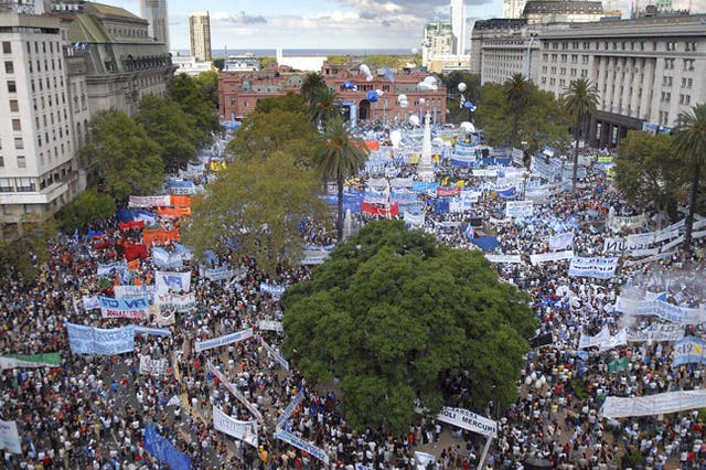 A demonstration in support of Argentina's government at the Plaza de Mayo in Buenos Aires