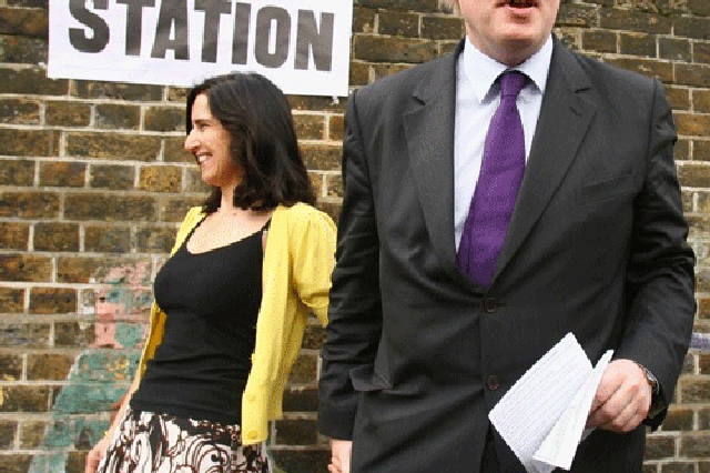 Boris Johnson arrives with his wife, Marina, to cast his vote in last Thursday's London mayoral election © Getty images