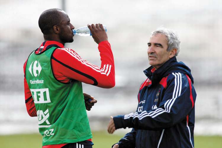 Vieira with France coach Raymond Domenech