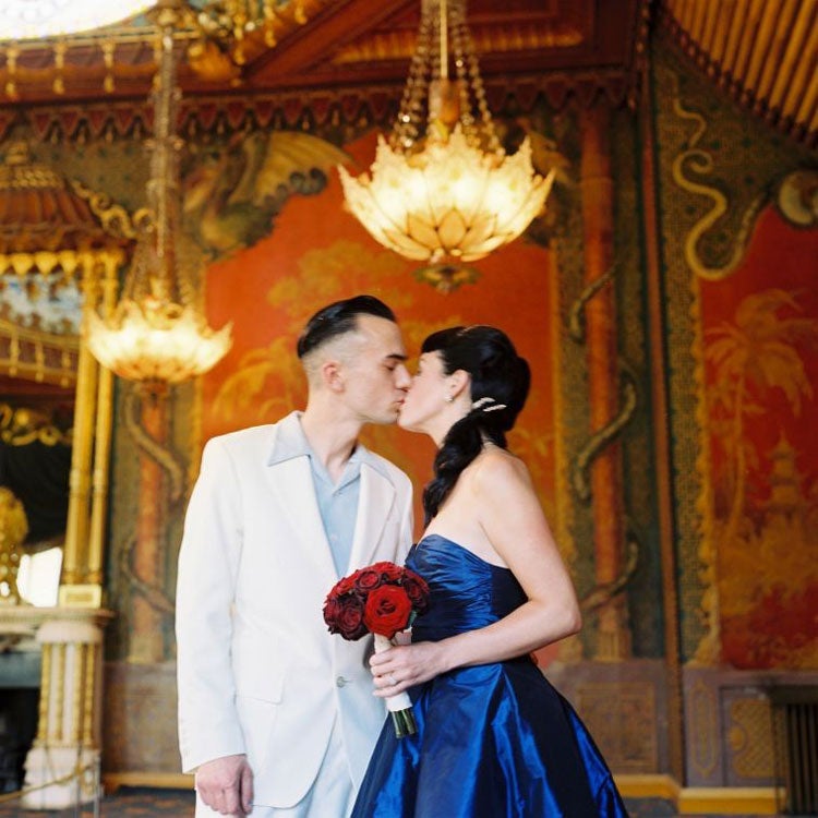 Juliette and Gautier got married at the Brighton Pavilion last year