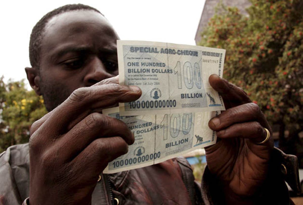 1 миллиард зимбабвийских долларов. Гиперинфляция в Зимбабве. 100 Триллионов зимбабвийских. Зимбабве доллар гиперинфляция. Инфляция в Зимбабве 2008.