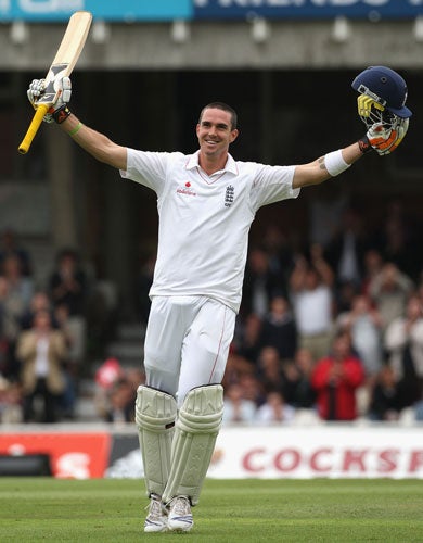 England, under new captain Pietersen, are capable of winning the Ashes next summer