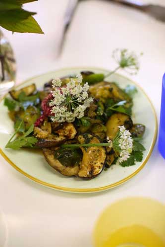 Sprinkle the vegetables with cubed or crumbled goat's cheese to serve