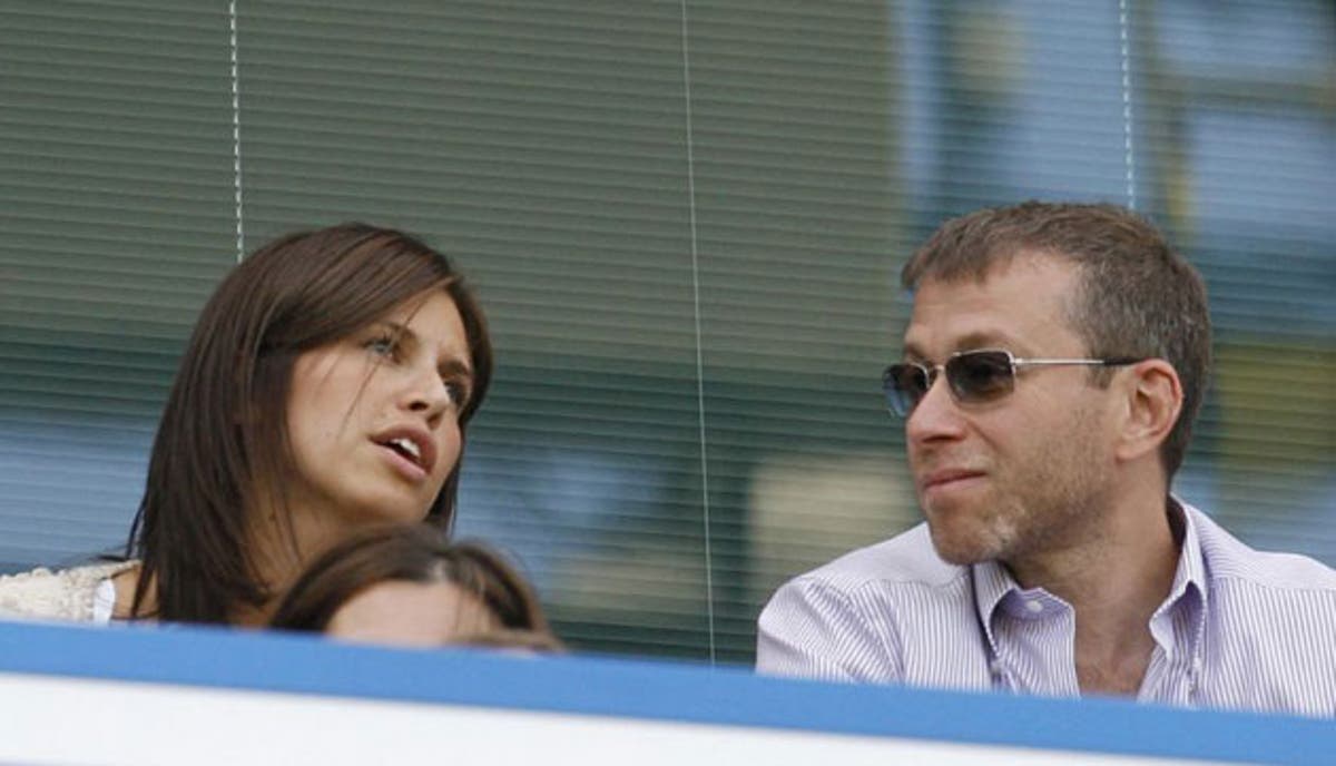 Rise Of Dasha Zhukova Girlfriend Of Abramovich To Host Serpentine