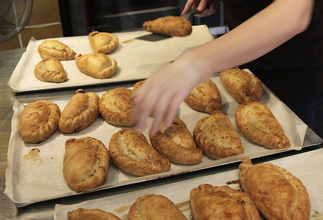 Ann Muller has been making pasties in her Lizard bakery for 25 years, and will continue to make them with the crimp on the top rather than on the side, as the new rules dictate