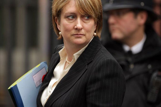 Jacqui Smith wants to crack down on knife crime