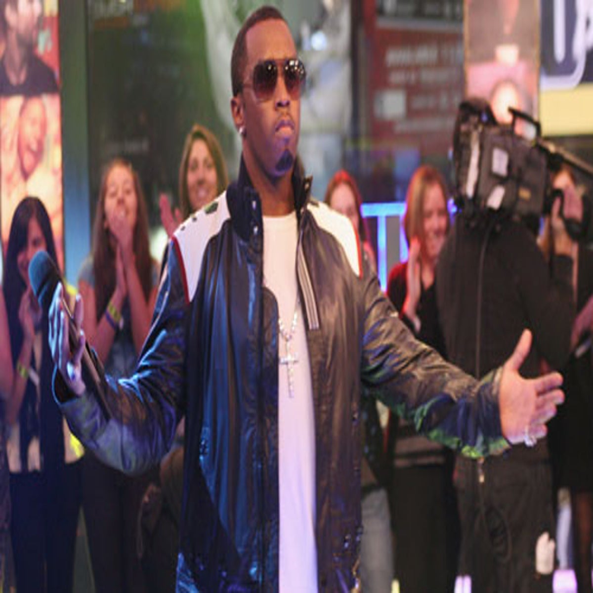 Puff Daddy founds charter school in Harlem, Diddy