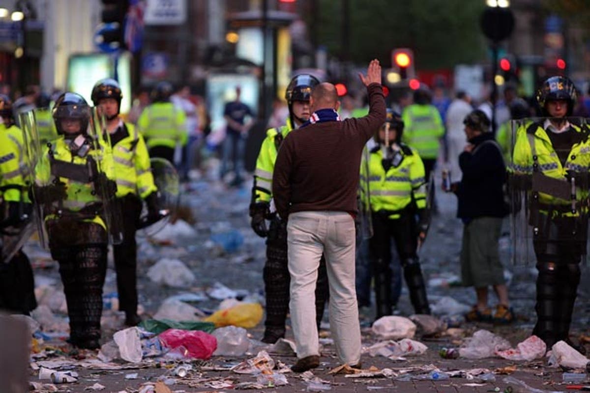 Police arrest five over Uefa Cup final riot | The Independent | The ...