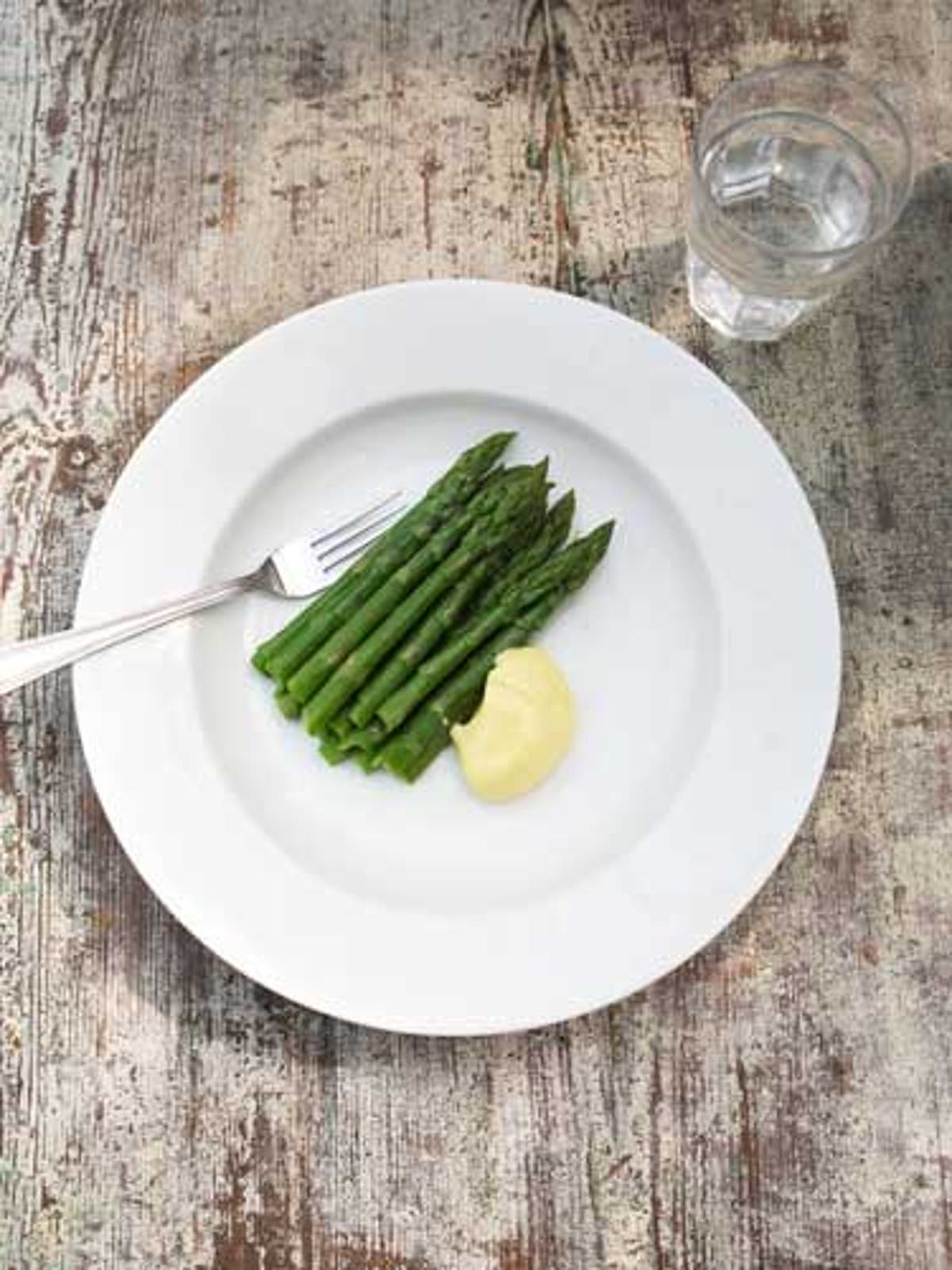 Asparagus with lemon mayonnaise The Independent The Independent