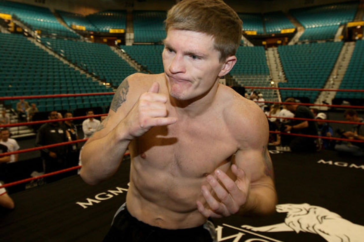 Boxing: Hatton puts faith in plan to box clever | The Independent | The ...
